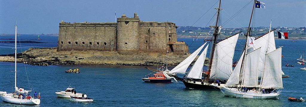 Hébergement de vacances Les De Kerroyal *